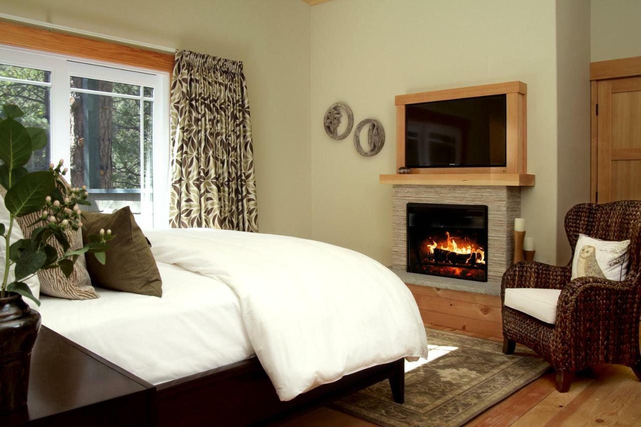 King Room with Balcony